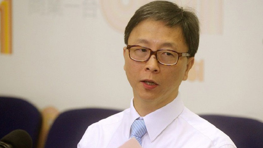 何栢良：建議政府設指定診所處理市民免針紙申請