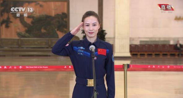 黨代表通道丨王亞平：我的詩和遠方一直在星辰大海的路上