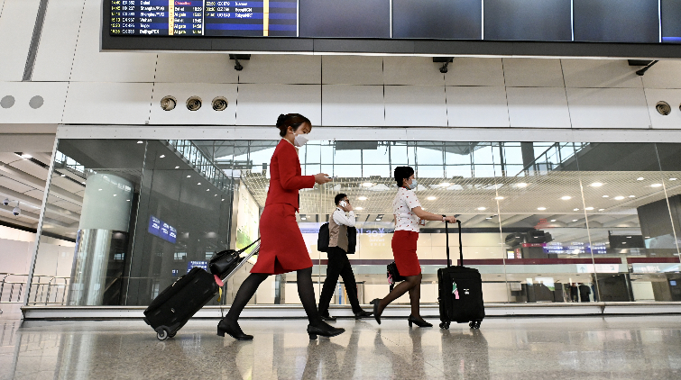 國泰：今起機組人員入境可選「檢測待行」或「檢測放行」