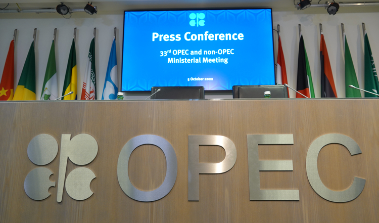 「歐佩克+」支持石油減產  稱旨在維持市場穩定平衡