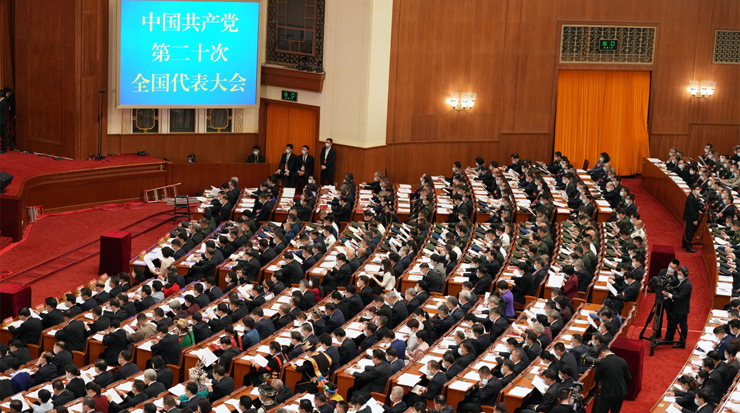 二十大報告濃墨繪民生 「嚮往的生活」再升級