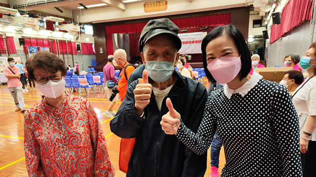 陳曼琪：政府社區協作 鼓勵長幼接種新冠疫苗