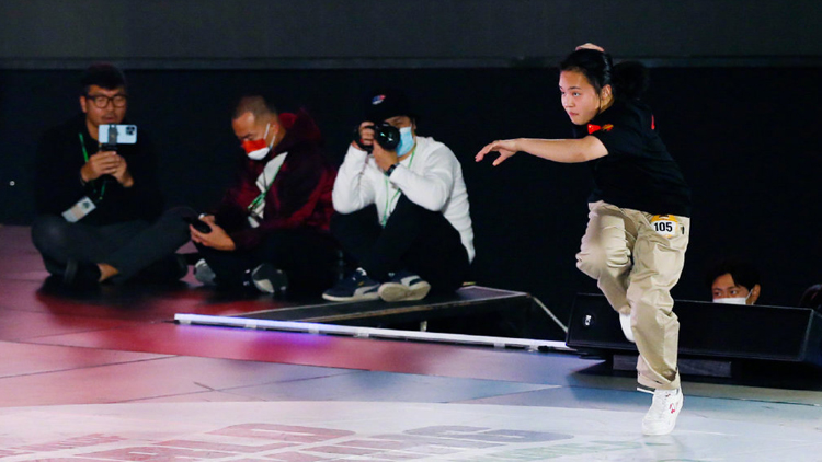 劉清漪獲霹靂舞世錦賽女子組亞軍