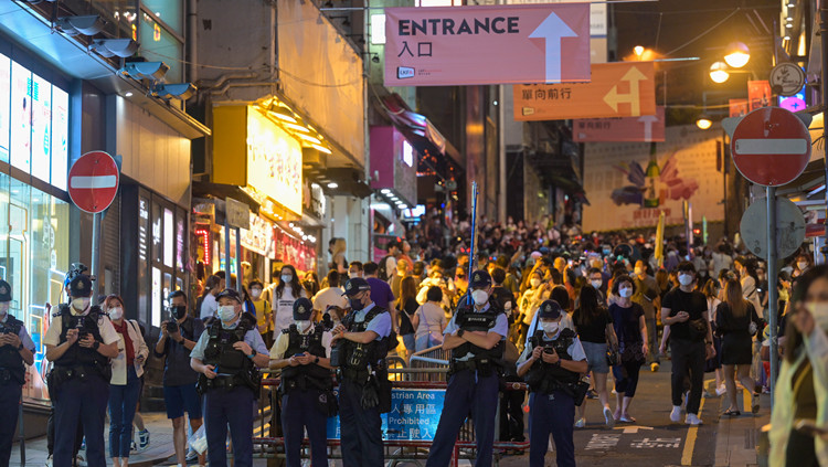 盛智文：蘭桂坊舉辦大型活動須做好人流管制