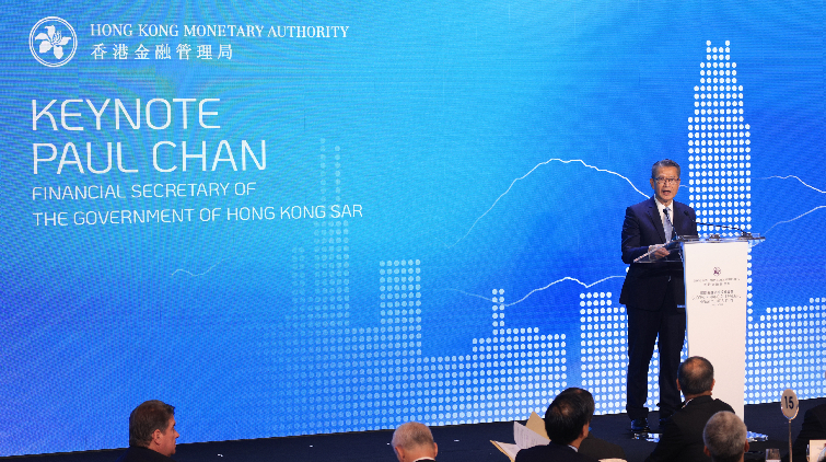 陳茂波：有信心讓峰會出席者看到 香港仍充滿機會及優勢