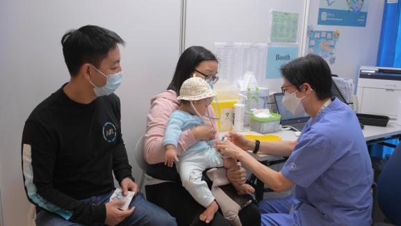 【港事講場】盡快為幼兒「谷針」