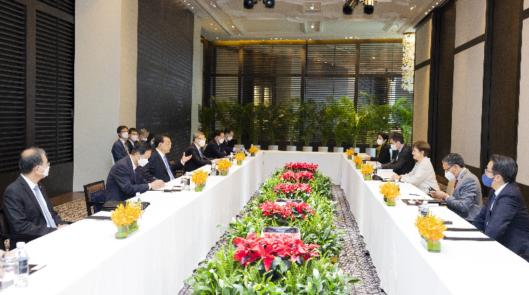 李克強會見國際貨幣基金組織總裁格奧爾基耶娃