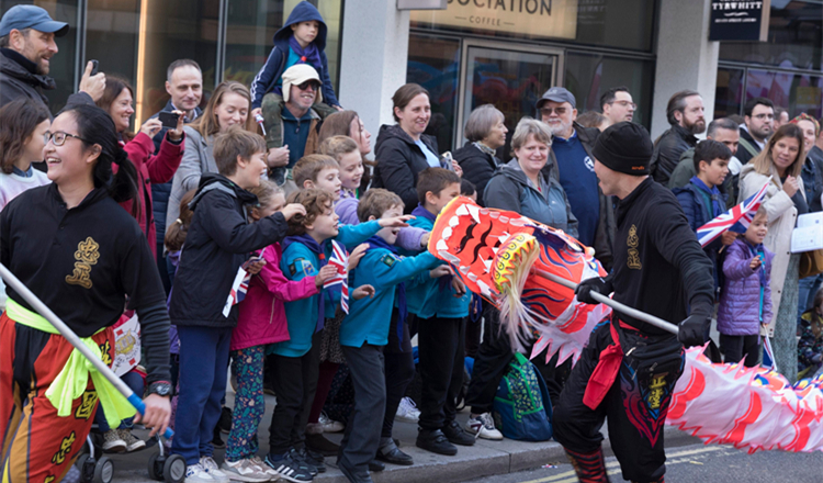 倫敦金融城市長就職花車巡遊  展示香港國際金融中心地位