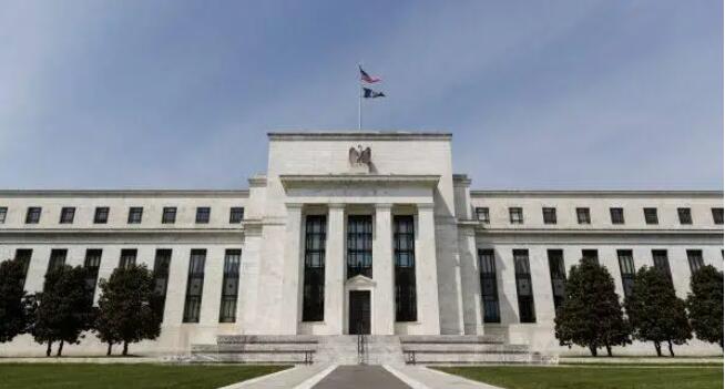 美聯儲副主席：短期內放慢加息步伐可能是合適的