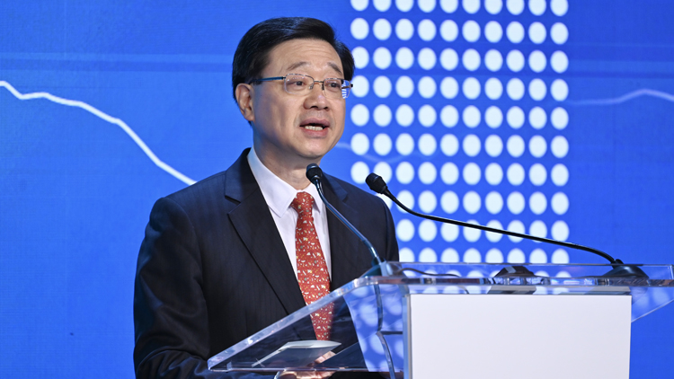 李家超17日上午啟程前往泰國 出席APEC會議