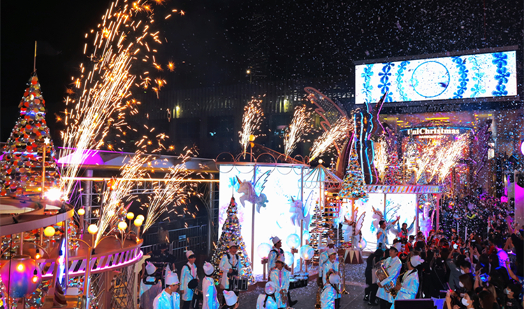 圖集 | 旋轉獨角獸降臨海港城　與市民同度幻彩聖誕節