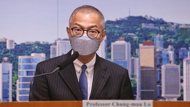 盧寵茂：仍有四成長者未完成三針接種 憂重症和死亡數增加