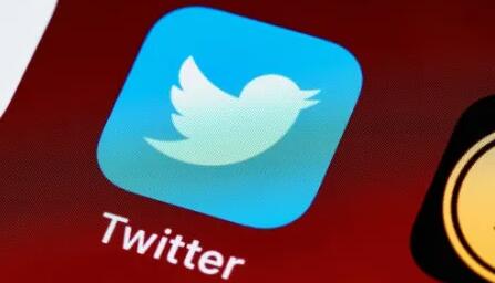 馬斯克：蘋果威脅將Twitter下架