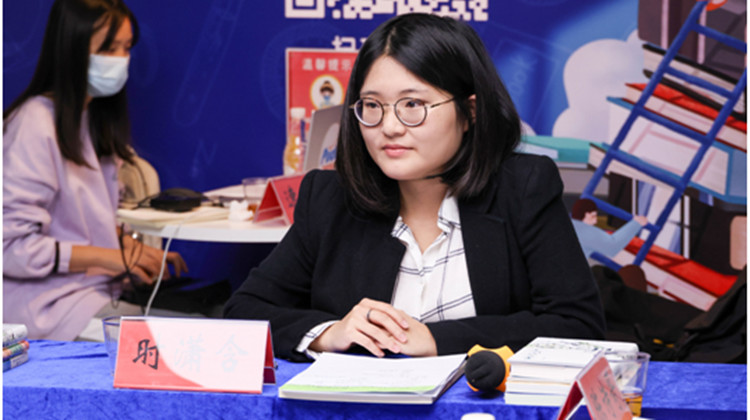 深圳本土作家時瀟含的作品之美：詩意與理趣水乳交融 生活與情懷相得益彰