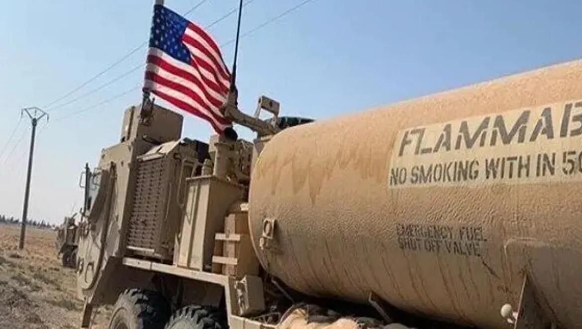 美國在敘非法駐軍本月第三次盜運敘石油