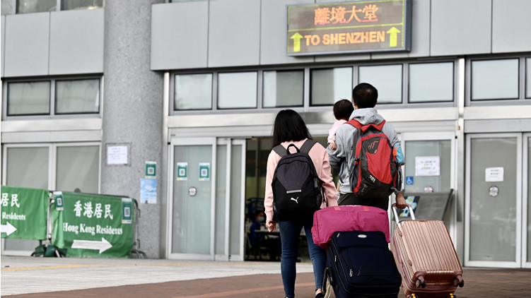 消息：下月初本港返回內地或實施「0+3」