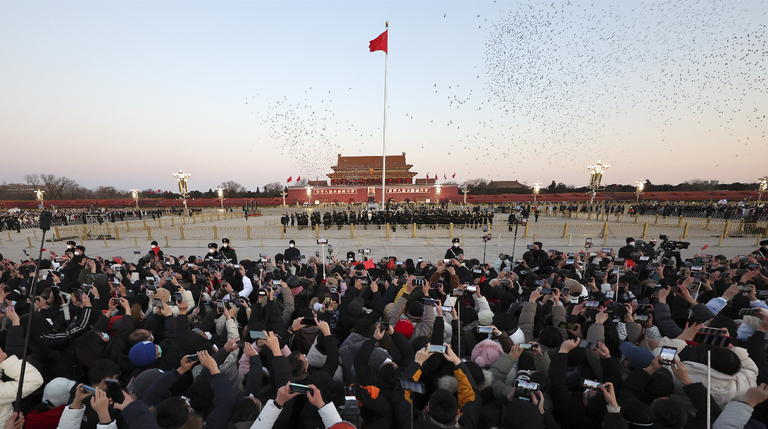 圖集｜天安門廣場舉行元旦升旗儀式