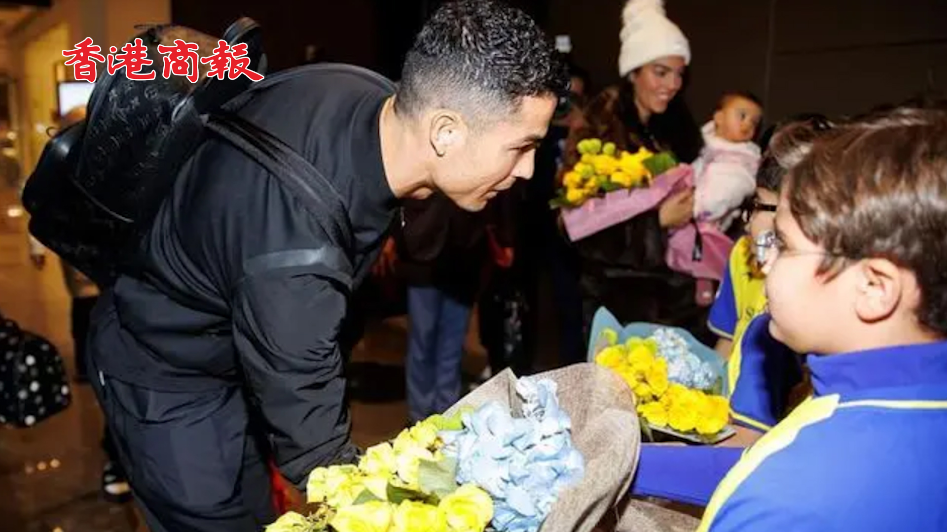 有片丨C朗一家抵達沙特 利雅得全城投放大屏廣告歡迎C朗