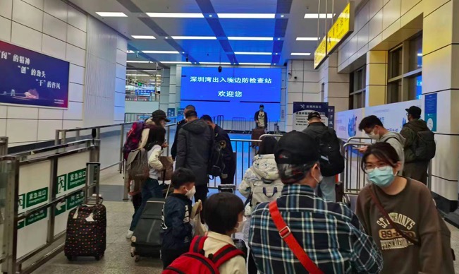 快通關、優服務、一網辦 深圳邊檢總站全力保障口岸順暢恢復運行