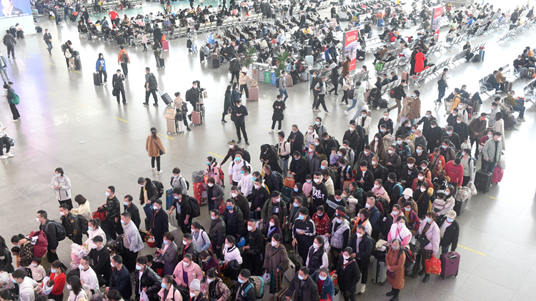 曾光：XBB.1.5不會造成類似第一波的重症高峰