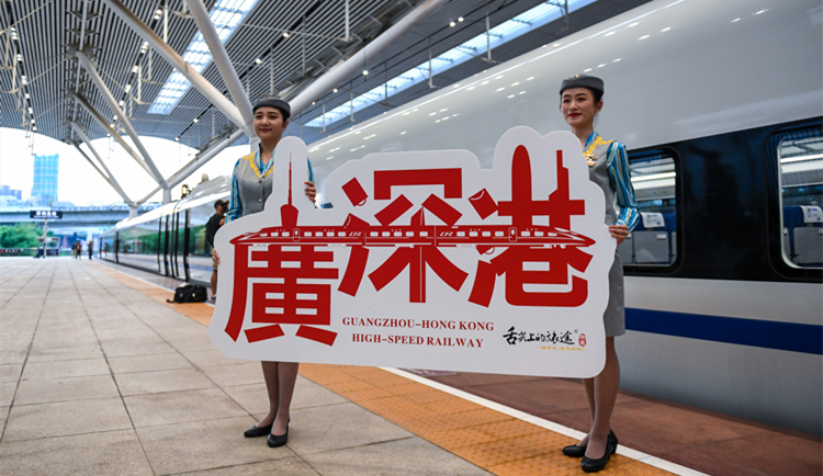 廣深港高鐵恢復售票！注意購買學生票有變化！明日搶大年初六返程票