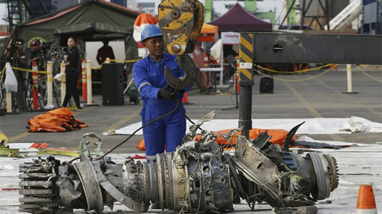 尼泊爾失事航班的黑匣子已被找到