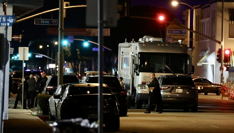 拜登承認洛杉磯槍案對亞裔造成影響 下令白宮等降半旗