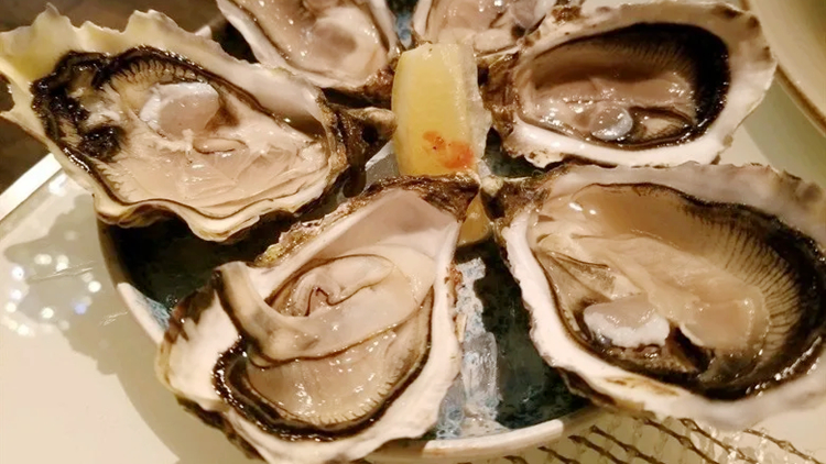 有人進食法國Earl Huitres Geay產生蠔後中毒 食安中心要求業界停售