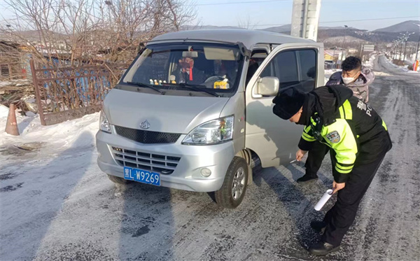 冰城公安緊跟復工復產 助力經濟發展