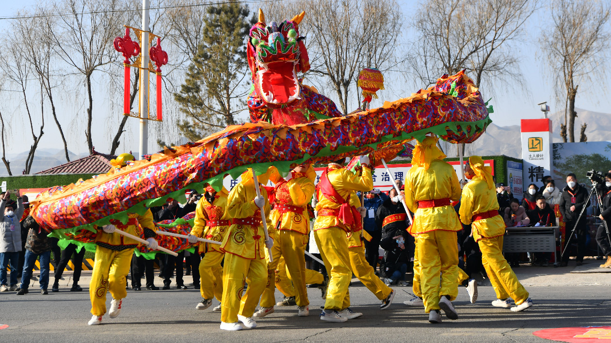 甘肅永登社火進城展非遺數萬市民襄盛舉