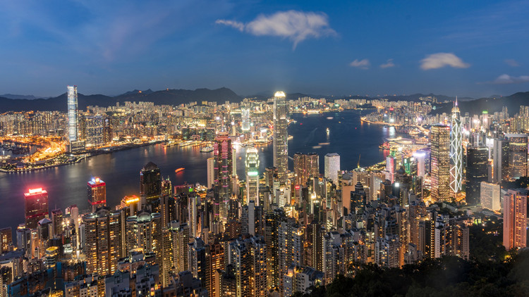 姚柏良：派免費機票可吸引更多過夜客 提振本港消費