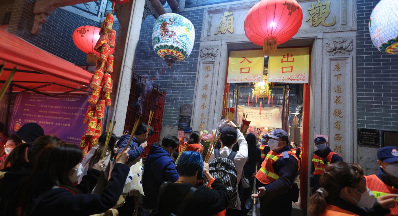 有片 | 觀音開庫日 大批善信到紅磡觀音廟參拜