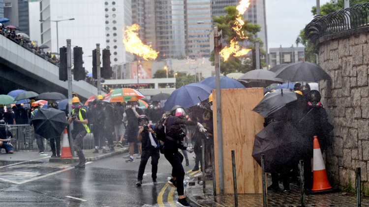 金鐘暴動8人認罪 7人判囚30月2周至36個月