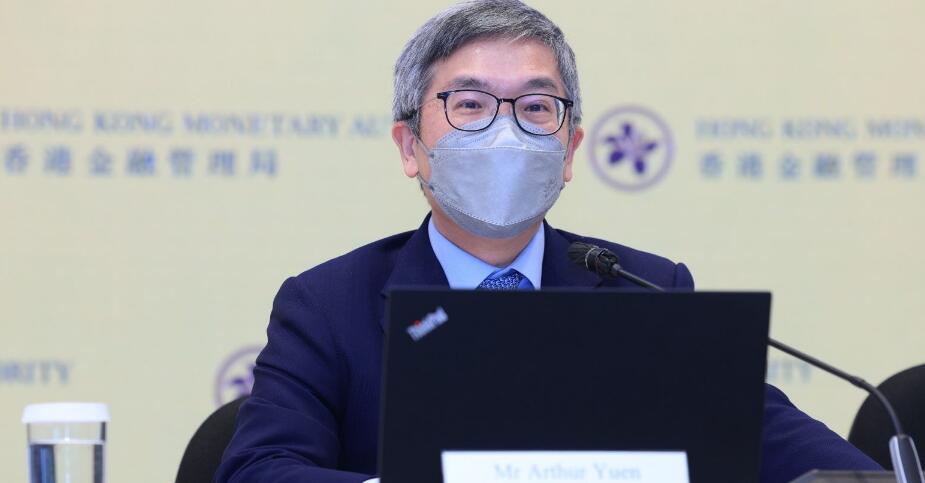 去年本港總貸款量跌三成