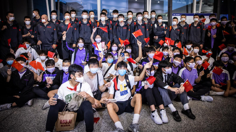 中國男籃抵港備戰世預賽 將對陣哈薩克斯坦及伊朗