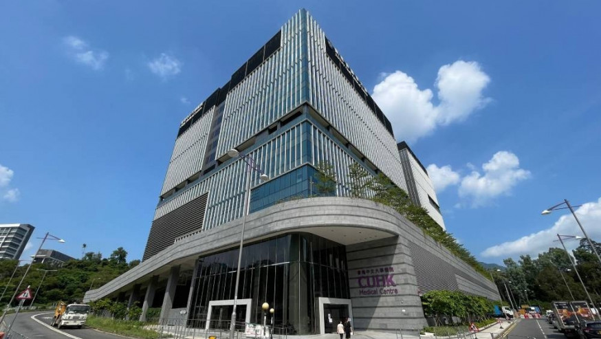 手術燈掉落事故 | 中大醫院兩手術室存風險暫停使用