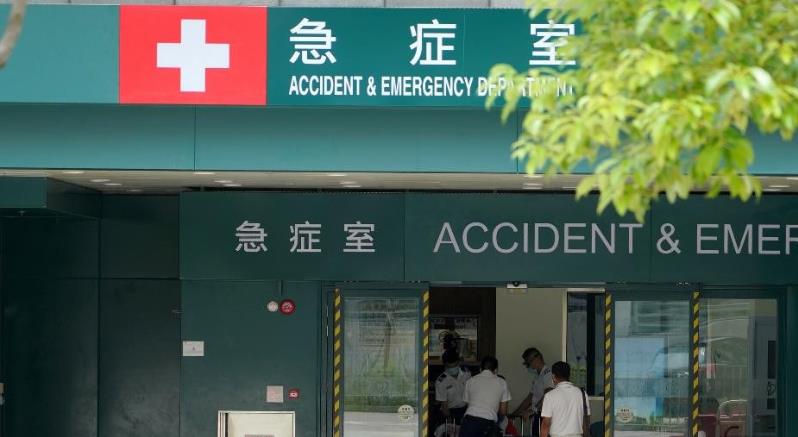 上環3歲男童疑執拾玩具墮樓 清醒送院