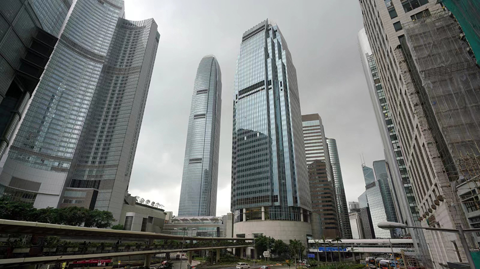 1月甲級寫字樓錄得負吸納量 舖租叫價與出價差距隨內地通關擴大