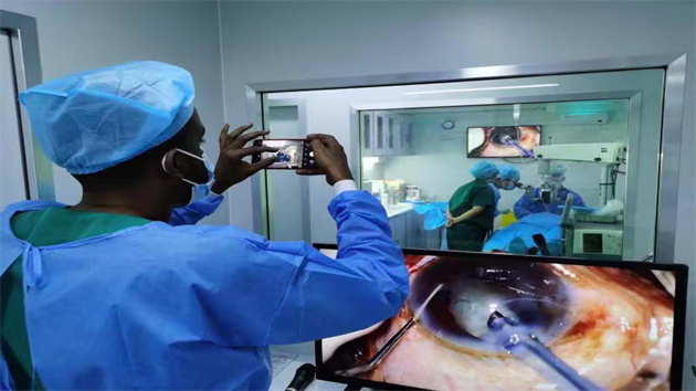 山西援吉布提醫療隊：接診首日完成白內障手術20台