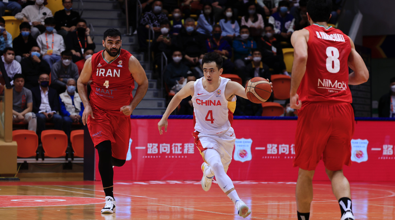 圖集｜全勝收官！中國男籃86比74擊敗伊朗男籃