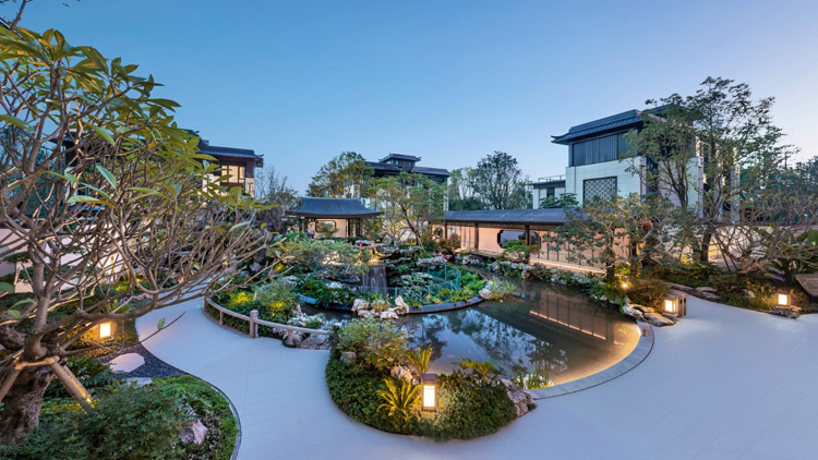 港媒代表團考察華發股份珠海樓盤項目