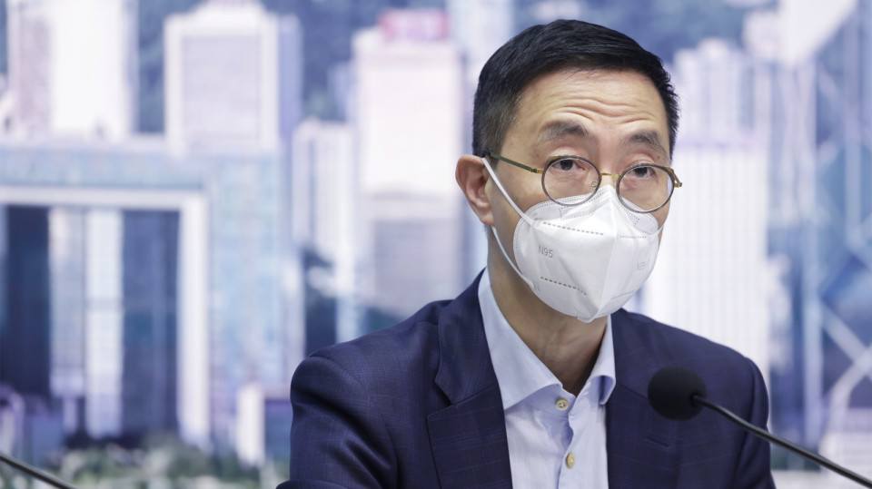 文化體育及旅遊局局長楊潤雄20日訪問廣州