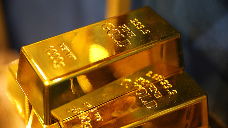 避險情緒高漲 金價一周暴升6% 直逼2000美元