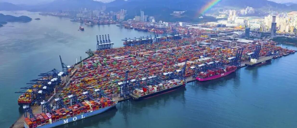 海關總署：2022年海關稅收入庫2.28萬億元人民幣