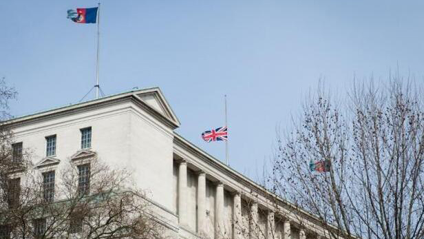 英國決定向烏克蘭提供貧鈾彈遭多方批評