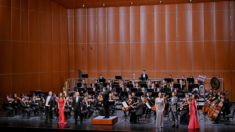 「獅子山下」慶典音樂會在京舉行 鄭偉源：用音樂說好香港故事