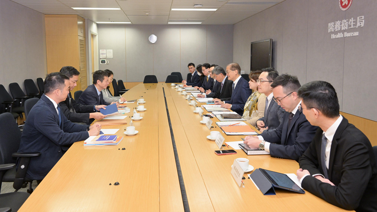 盧寵茂與廣東省藥監局代表團會面 同意深化兩地中藥標準制定等合作