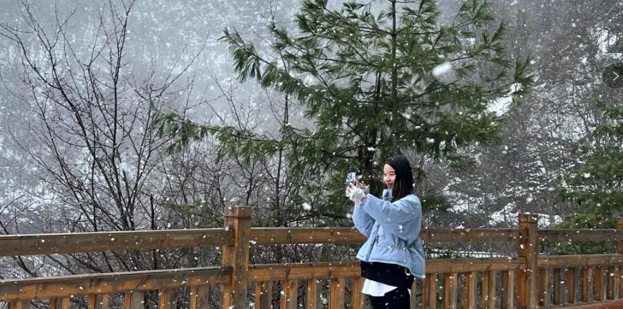 有片∣廣州至神農架直飛航班復航  灣區遊客三月到神農架賞雪滑雪