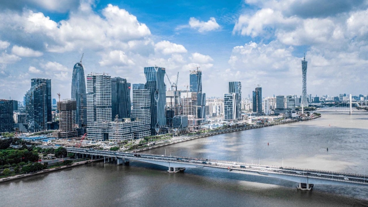 廣州公共法律服務體系建設三年規劃出爐 推進開展港澳律師執業試點