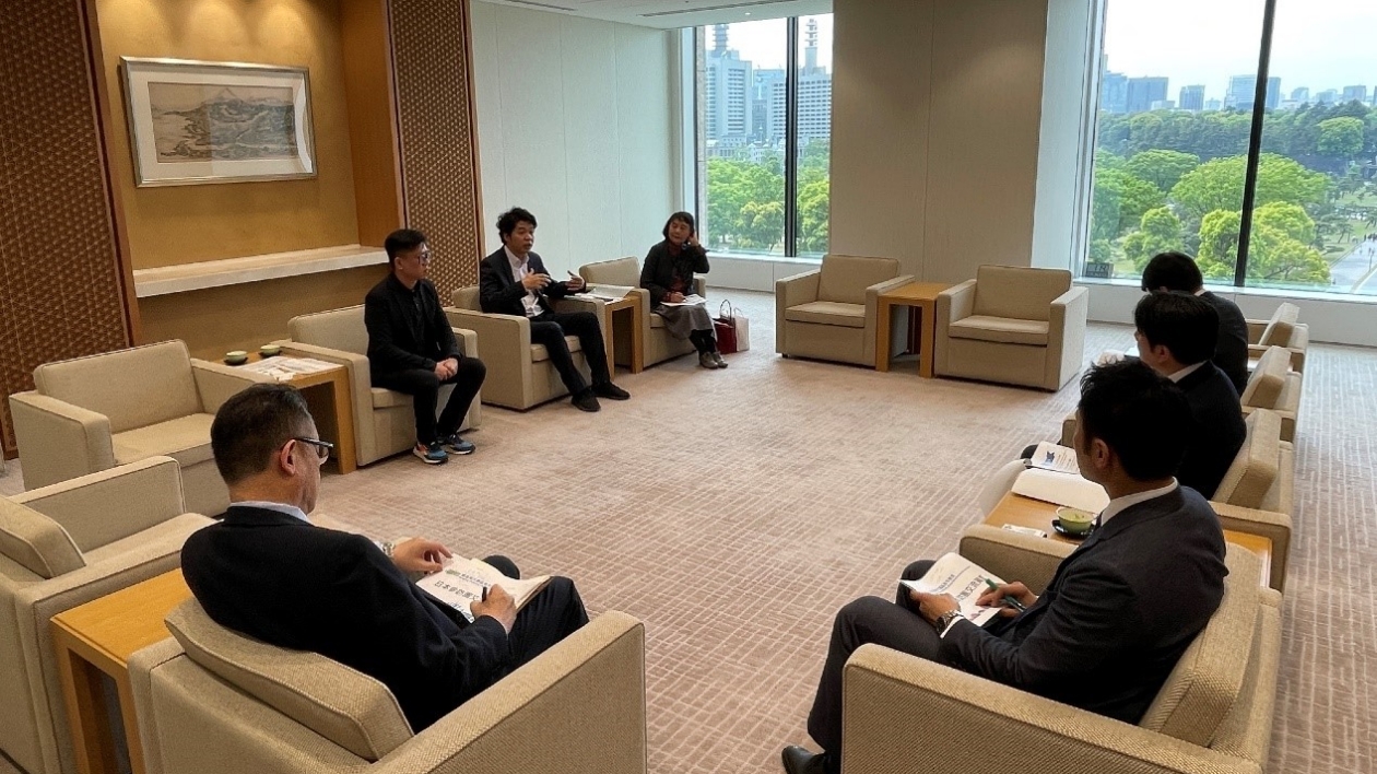 大灣區青總拜訪前日本首相福田康夫